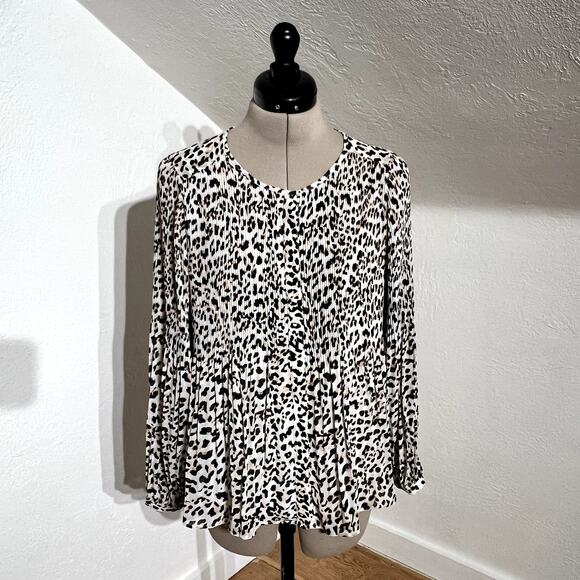 Banana Republic Leopard Print Blouse | Small | Flowy Peasant Style - Picture 1 of 8